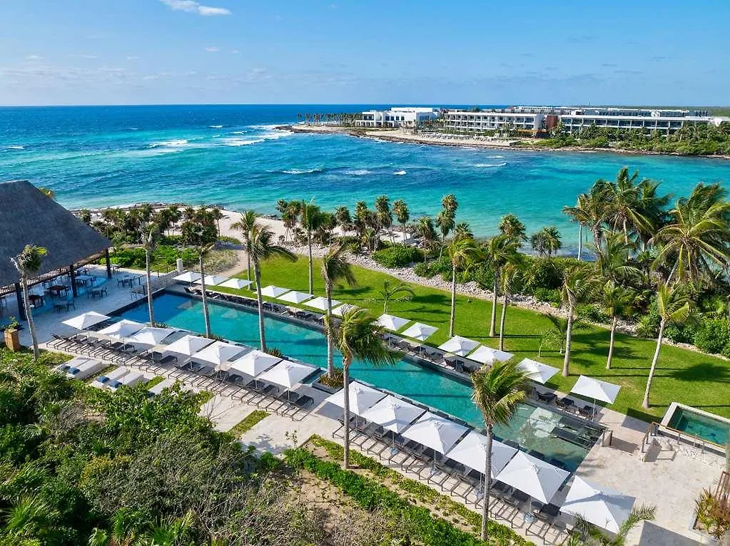Conrad Tulum Riviera Maya 5*,