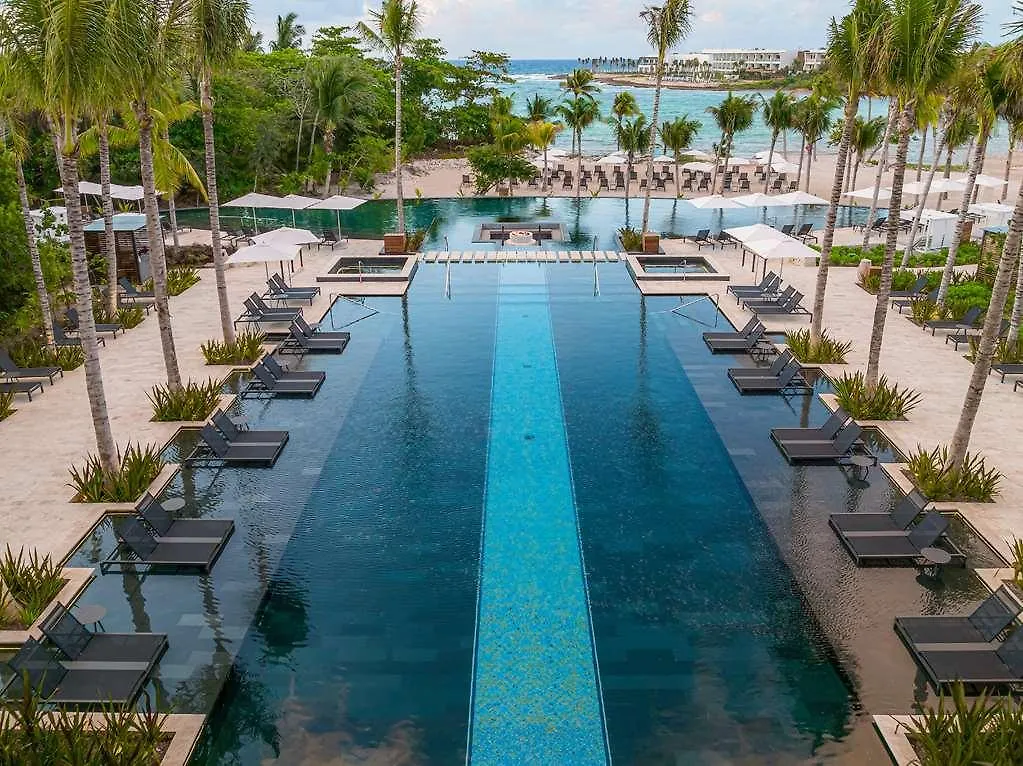 Üdülőközpont Conrad Tulum Riviera Maya